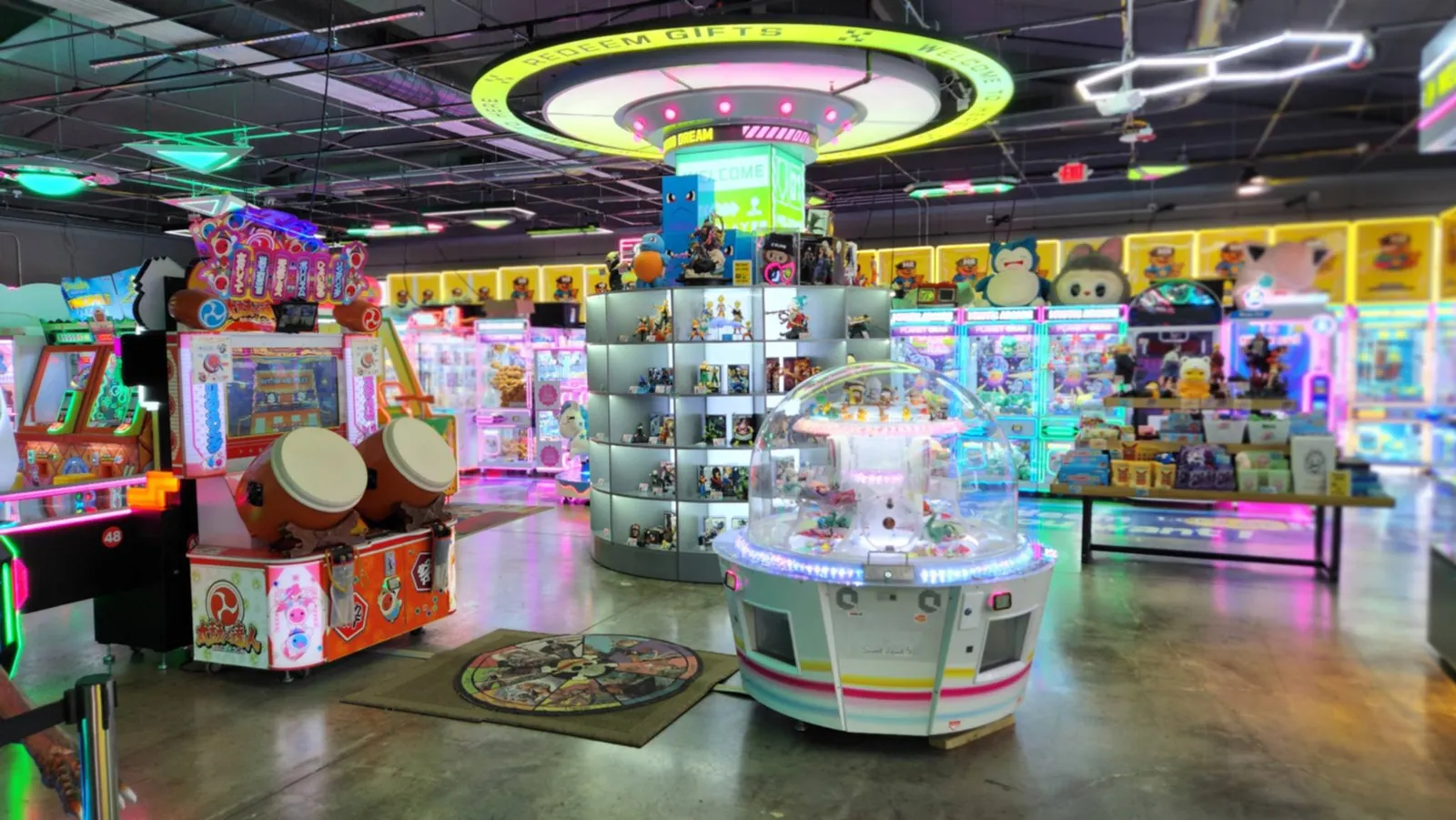 Prize counter and kiddie zone